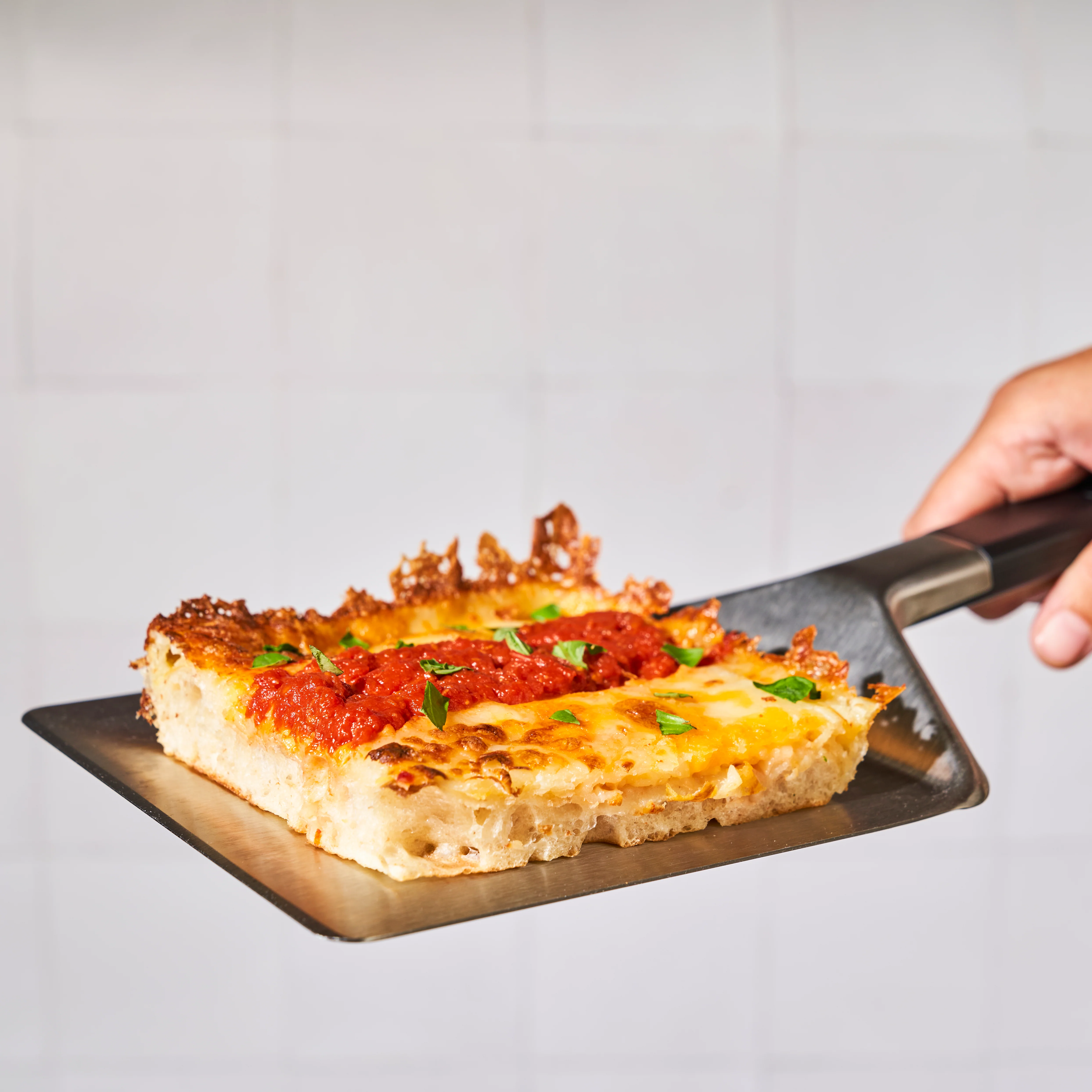 Ooni Detroit Pan Bundle