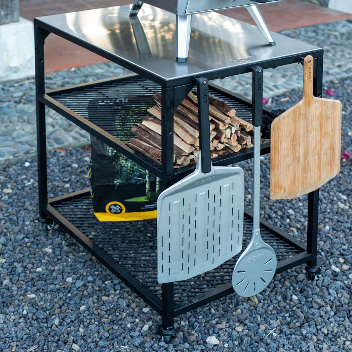 Ooni Medium Pizza Table Bundle